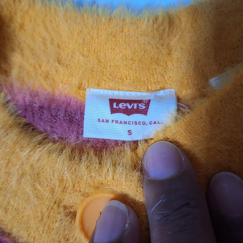 ๐NWT Levi's Orange "Cat" Fuzzy Wuzzy Cardigan Sweater - Picture 2 of 13